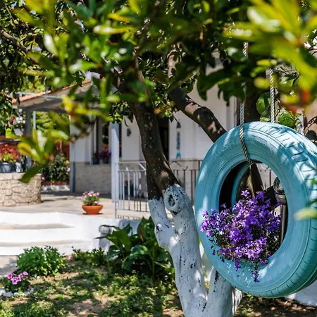 Karderina Cozy Cottage By The River Skopelos Town Exterior photo