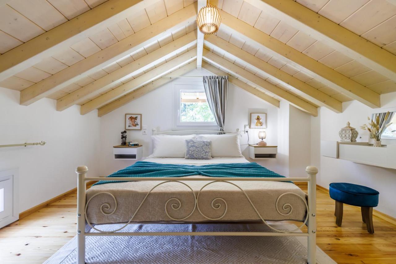 Villa Karderina Cozy By The River Skopelos